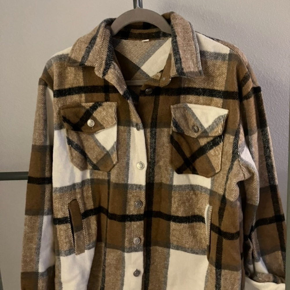 Plaid Button-Up Jacket/Shacket